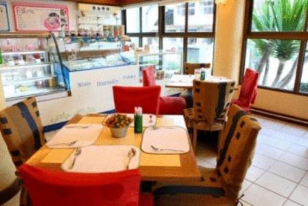 Thumrin Hotel Trang Eksteriør bilde